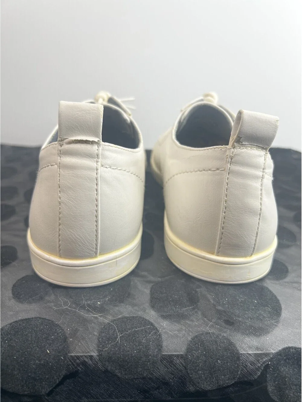 ALDO Men's Size 9 White Perforated Casual Oxford Sneakers Lace Up Comfort Shoes